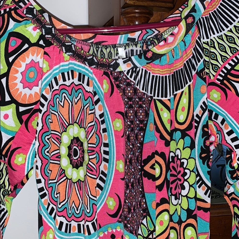 Bright color stretchy tunic top size M